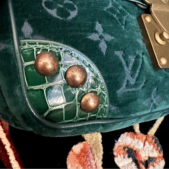 🔥Price Drop!🔥 Authentic Louis Vuitton Irvine Mon Velours Bag-Runway - Picture 9 of 12